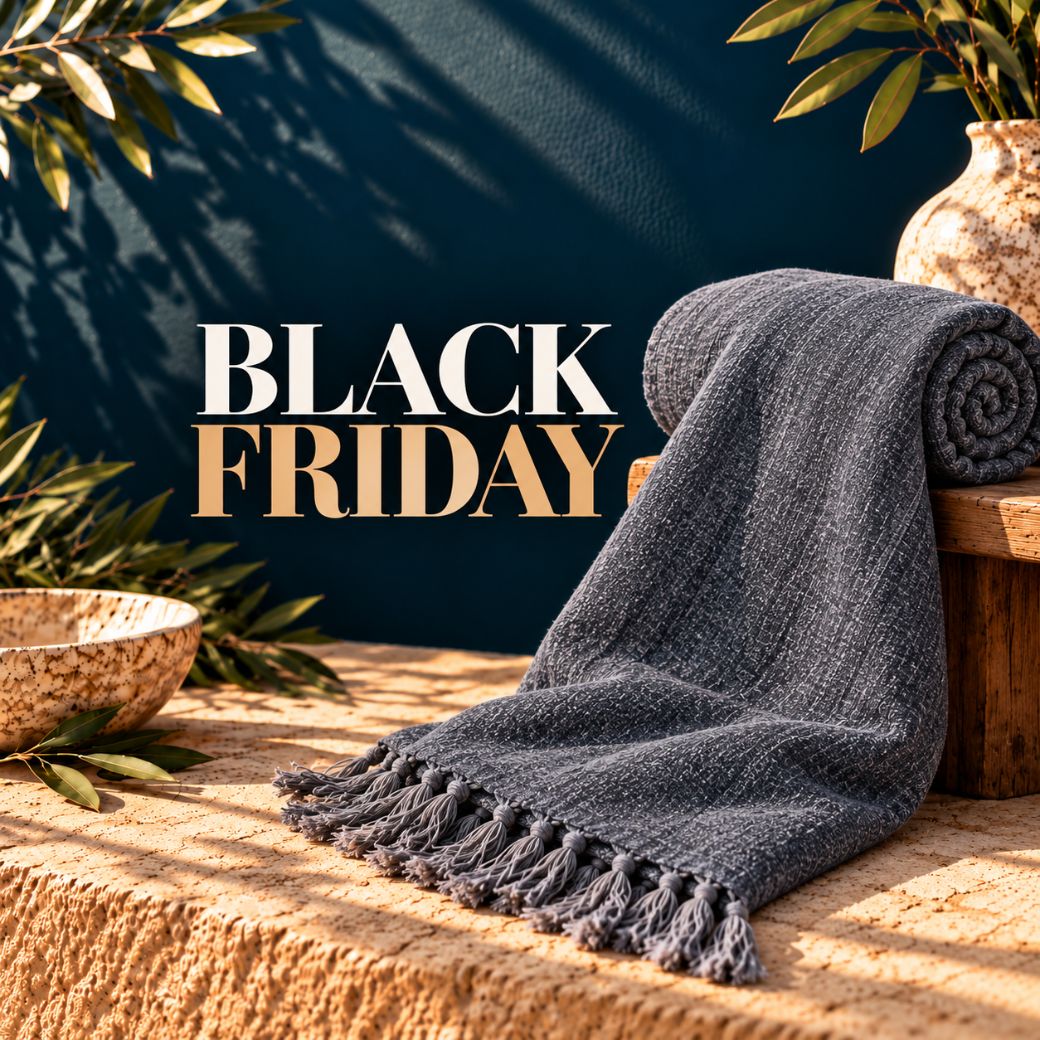 Black Friday aanbiedingen bij Hamamdoeken.com met roze en koraalkleurige hamamdoeken met witte strepen en franjes.