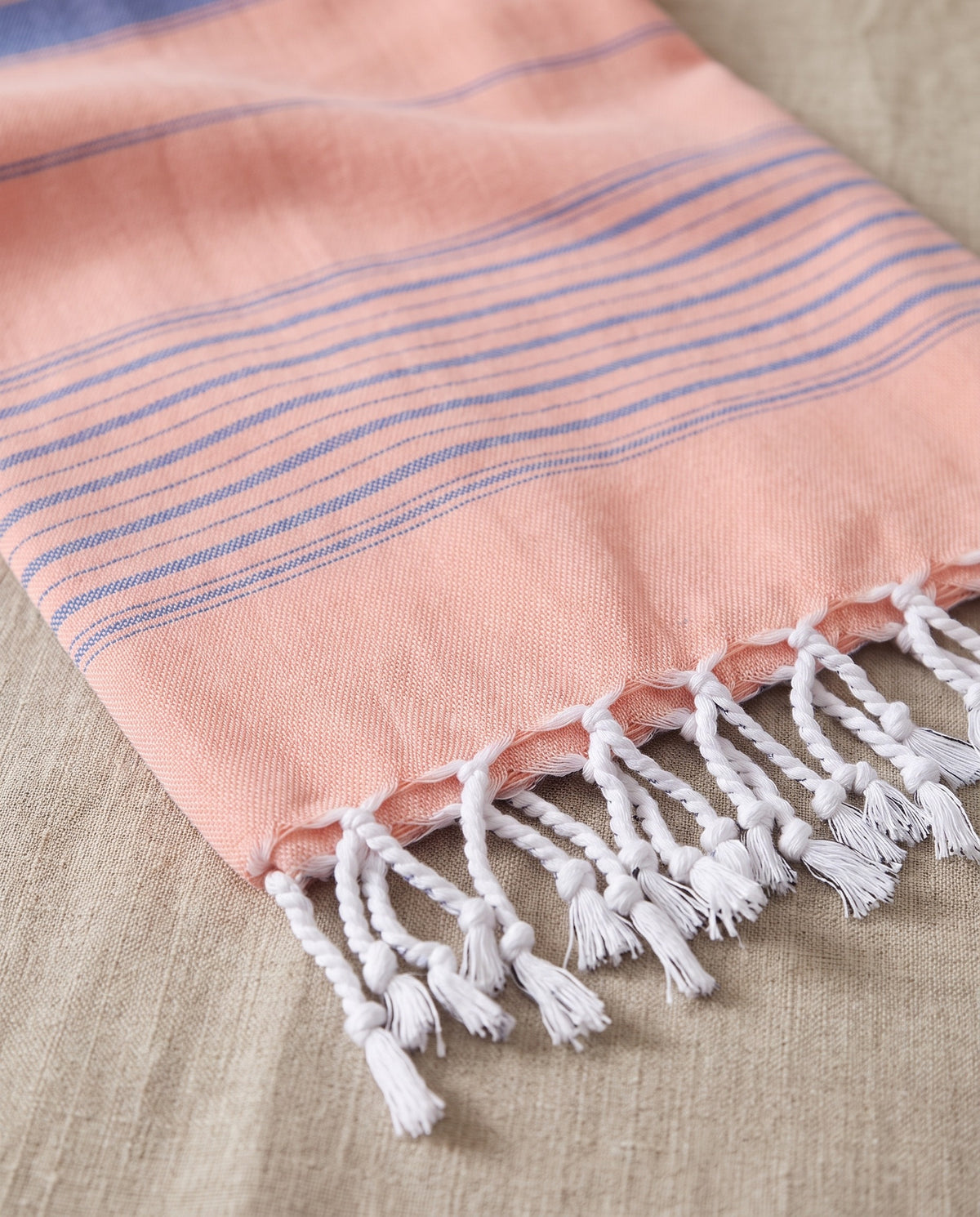 2 kleuren hamamdoek donkerperzik/grieksblauw - detail