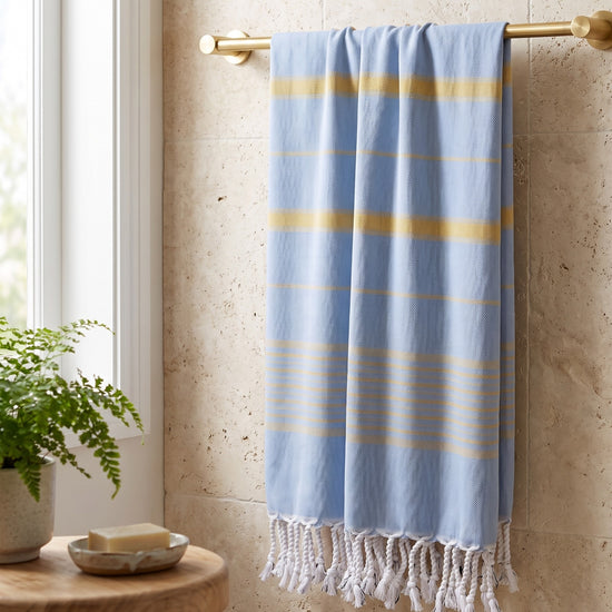 2 kleuren XXL hamamdoek blauw/mosterd - sfeer