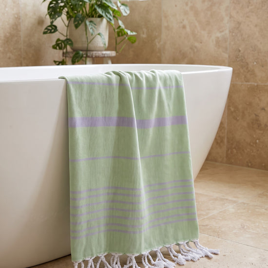 2 kleuren XXL hamamdoek pistache/lavendel - sfeer