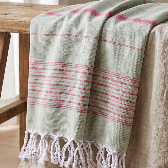 2 kleuren XXL hamamdoek salie/fuchsia - detail