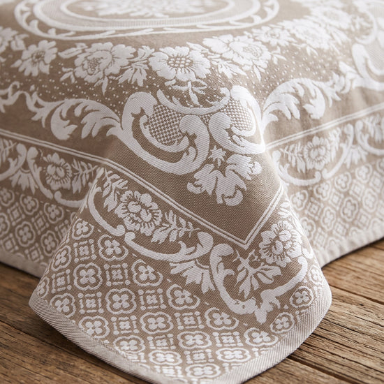 beddensprei Ince bruin - detail