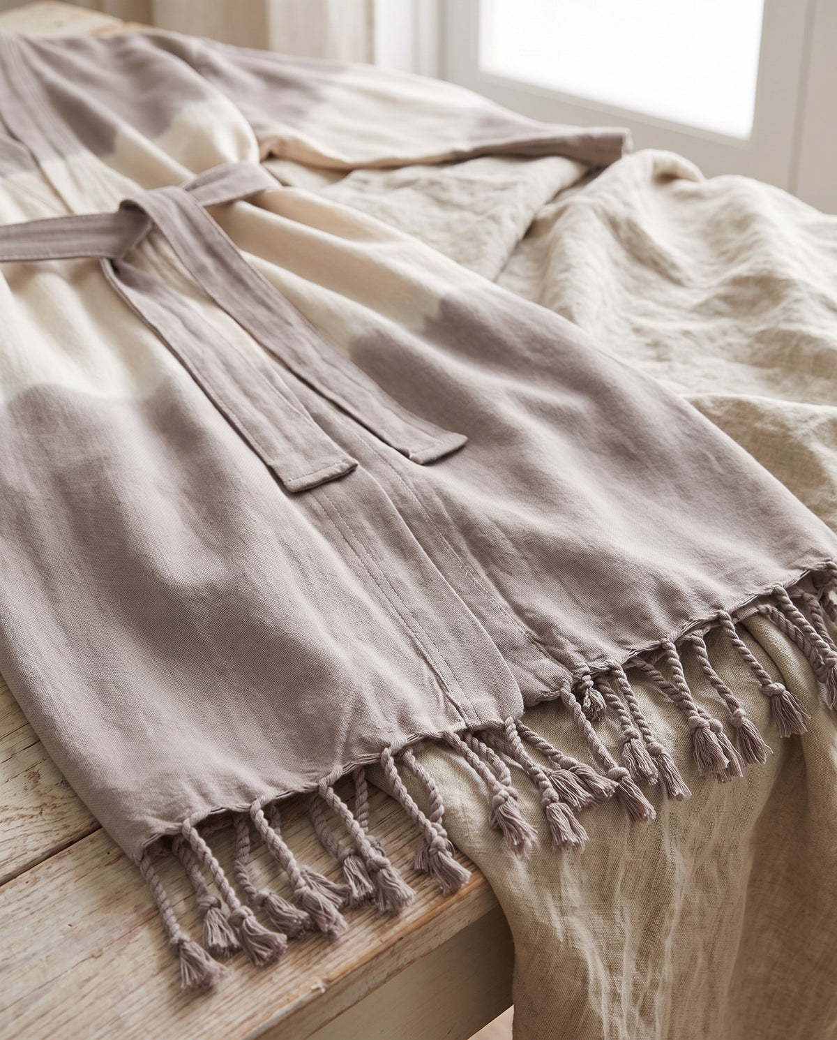 dip dye badjas taupe - detail