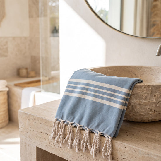 gastendoek Krem Sultan air blue - sfeer