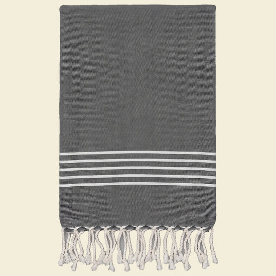 gastendoek Krem Sultan dark grey - op kleur