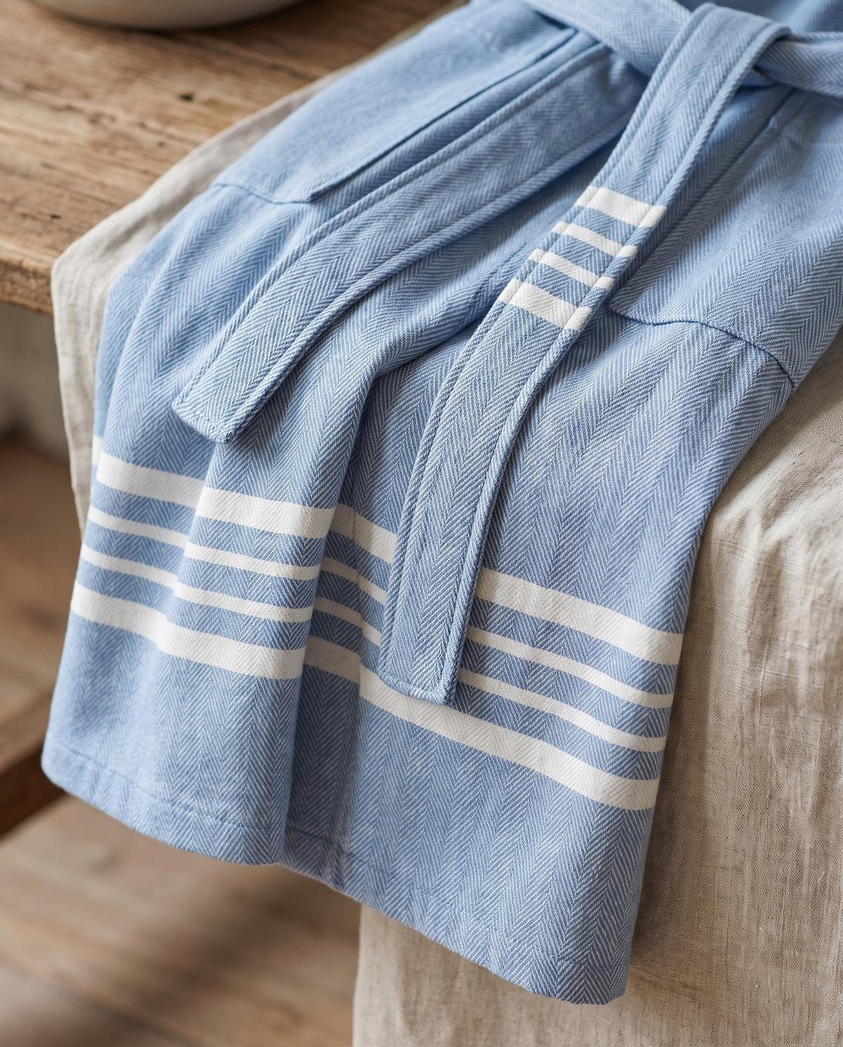 gevoerde hamam badjas Krem Sultan air blue - detail