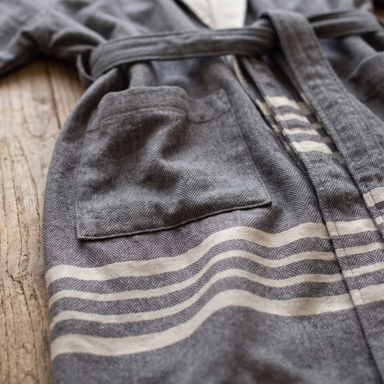gevoerde hamam badjas Krem Sultan dark grey - detail