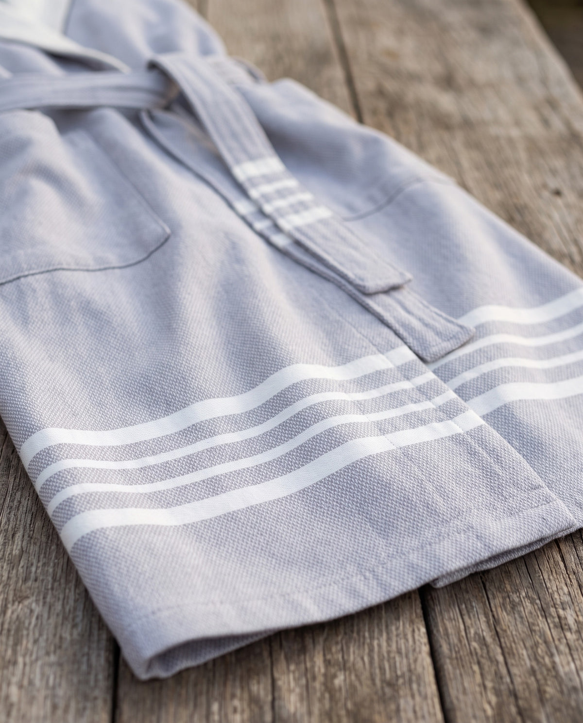 gevoerde hamam badjas Krem Sultan light grey - detail