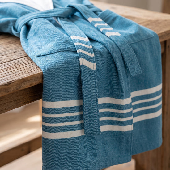gevoerde hamam badjas Krem Sultan petrol blue - detail