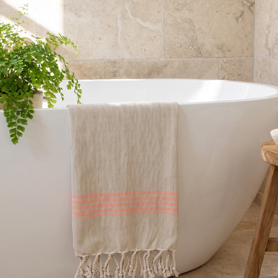 hamam gastendoek linnen donkerperzik - sfeer