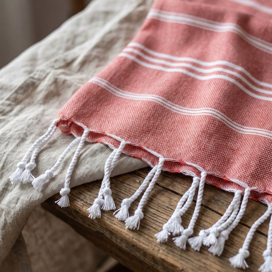 hamam handdoek steenrood - detail