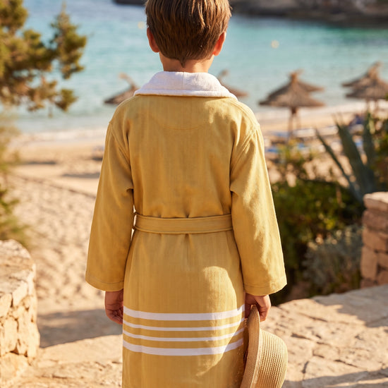 hamam kinderbadjas mustard yellow - sfeer