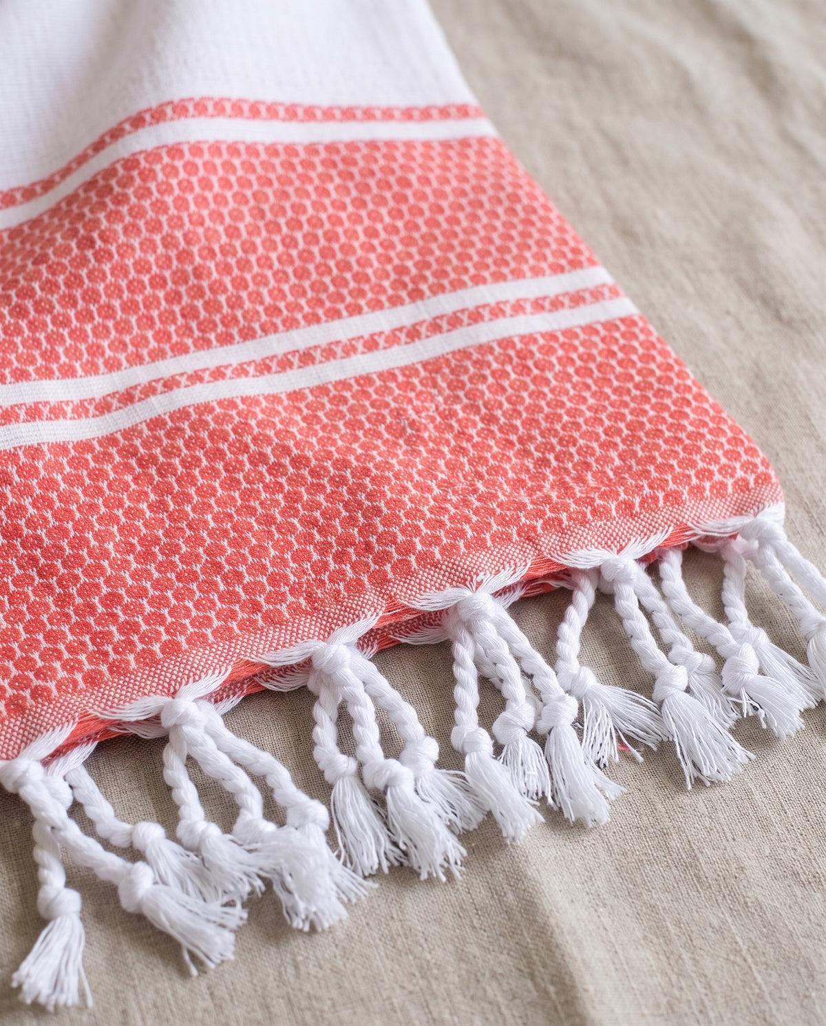 hamamdoek Honingraat koraalrood - detail