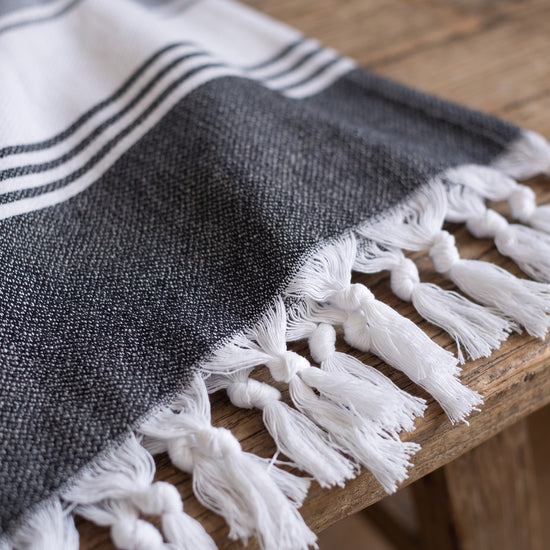 hamamdoek Honingraat zwart - detail