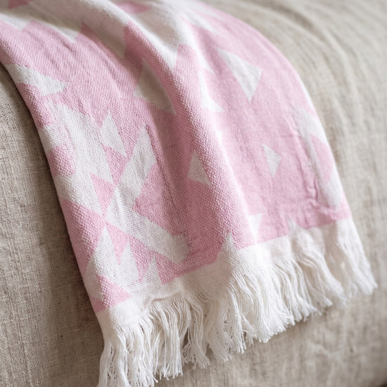 hamamdoek Kelim soft pink - detail
