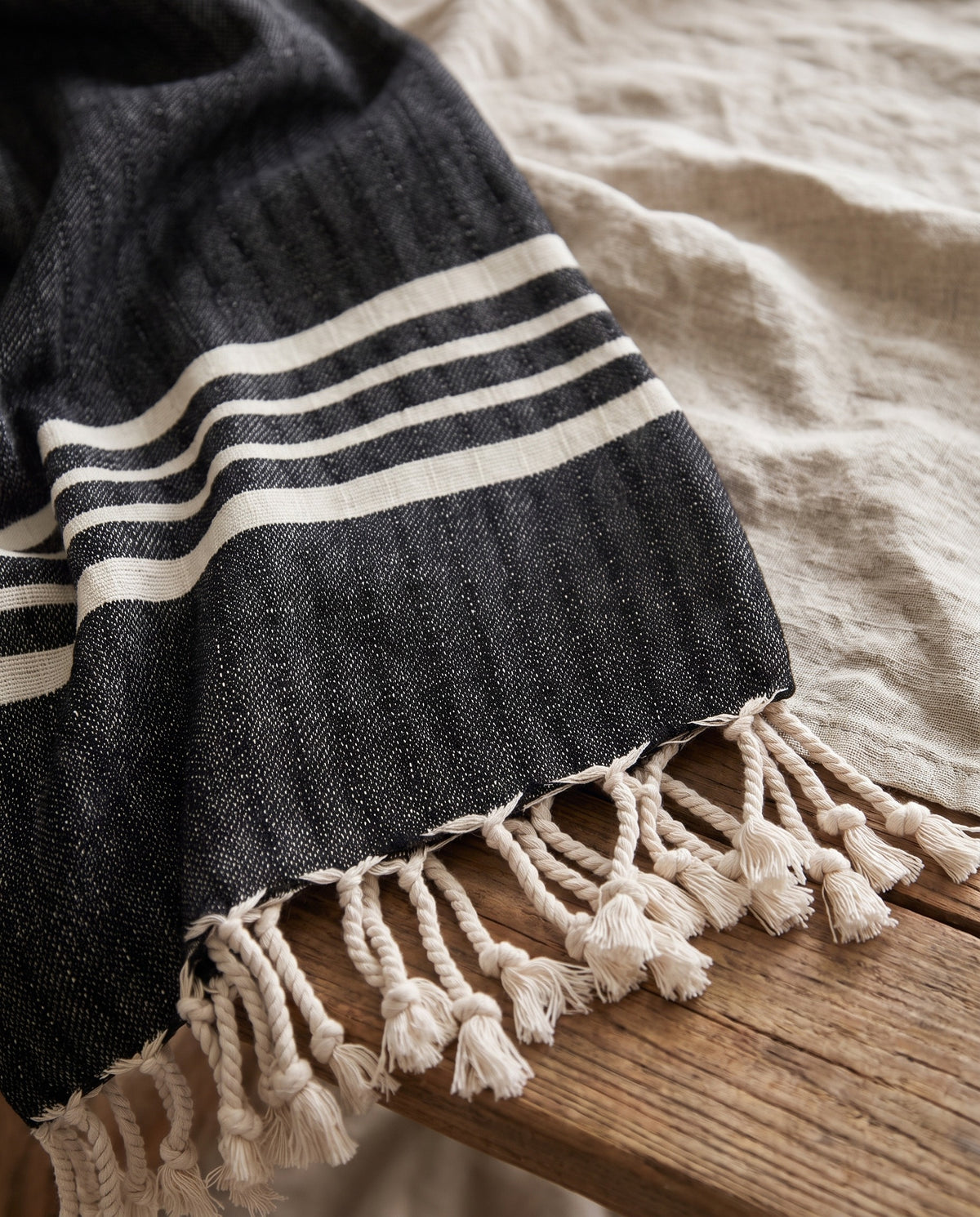 hamamdoek Krem Sultan black - detail