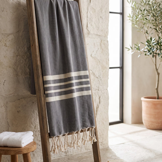 hamamdoek Krem Sultan dark grey - sfeer
