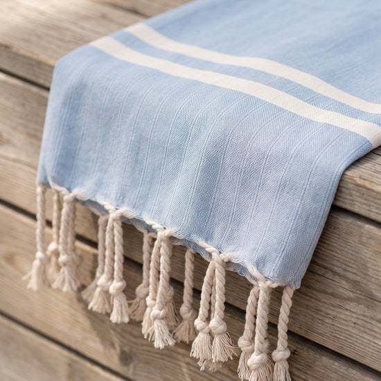 hamamdoek Krem Sultan light blue - detail