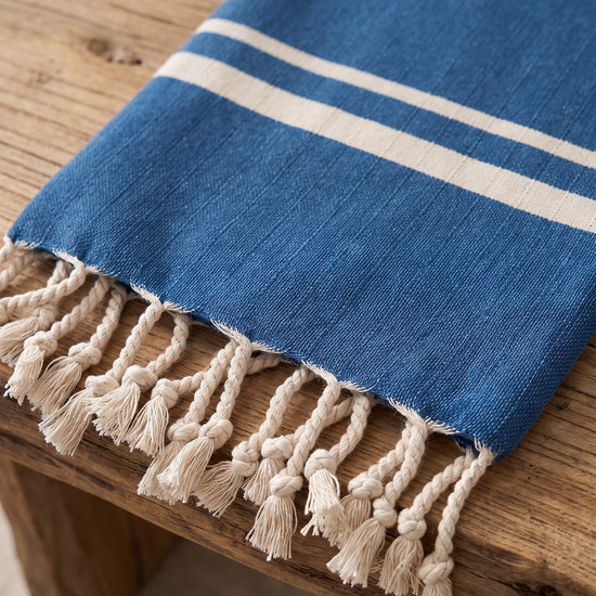 hamamdoek Krem Sultan XXL blue - detail