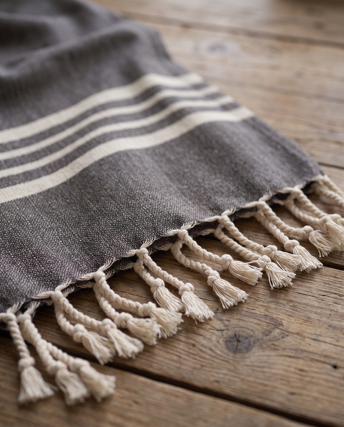 hamamdoek Krem Sultan XXL dark grey - detail