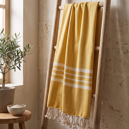 hamamdoek Krem Sultan XXL mustard yellow - sfeer