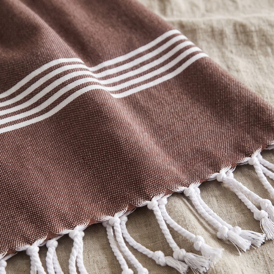 hamamdoek XL chocolade - detail