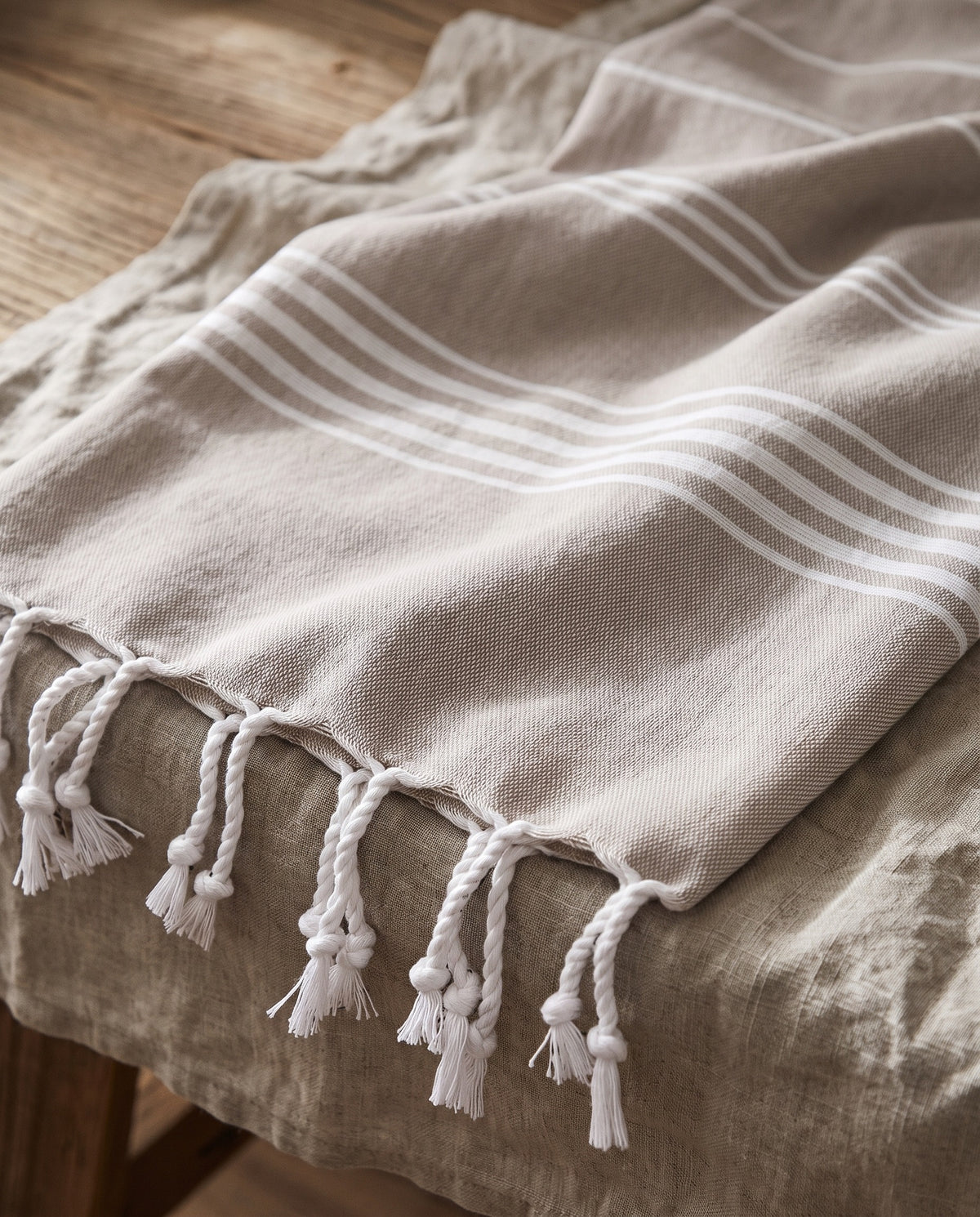 hamamdoek XL grijsbeige - detail