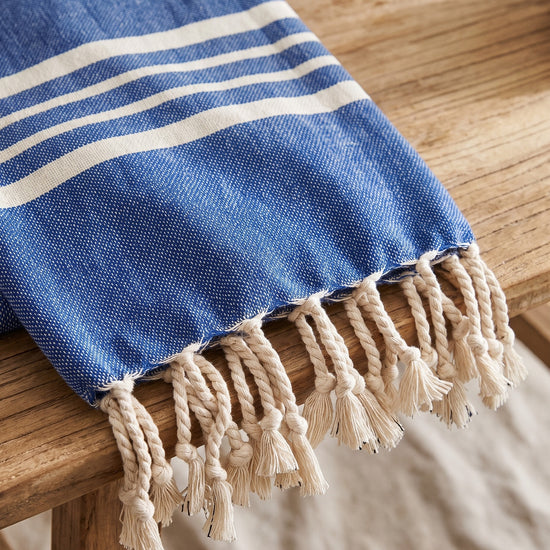 Hamamdoek XL royal blue– Krem Sultan - detail