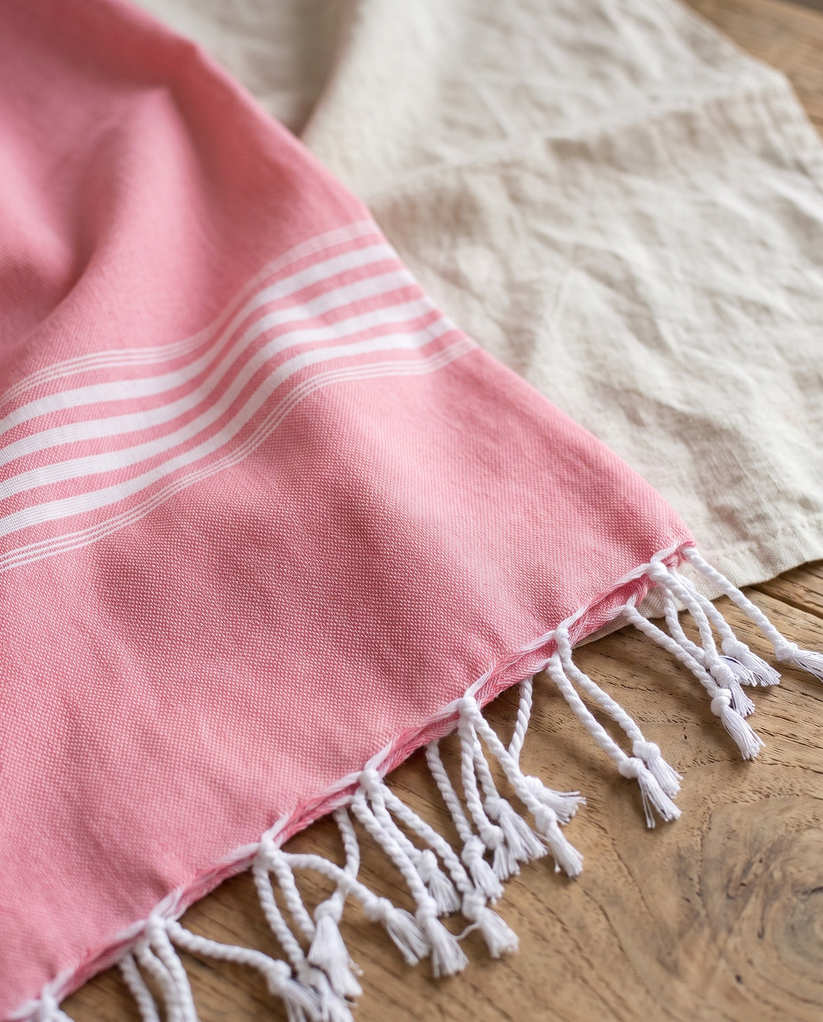hamamdoek XL zuurstokroze - detail
