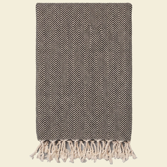 hamamdoek ZigZag black - op kleur