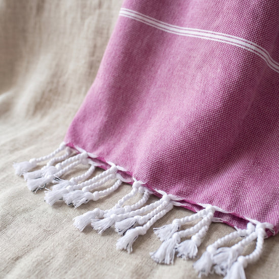 hammam strandlaken magenta - detail