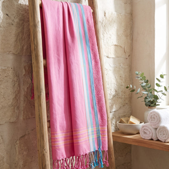 kikoy strandlaken Lamu pink - sfeer