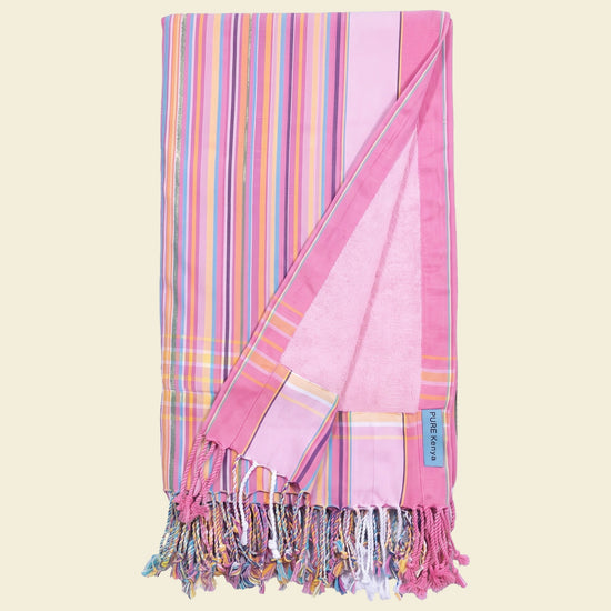 kikoy strandlaken sweet pink stripes - op kleur