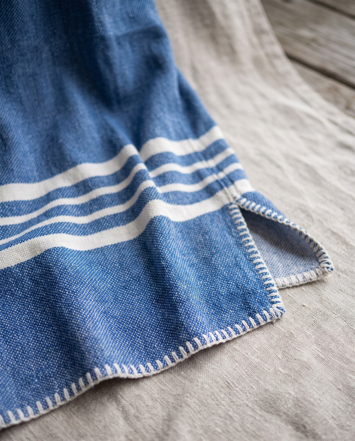 kinder strandponcho hamam royal blue - detail