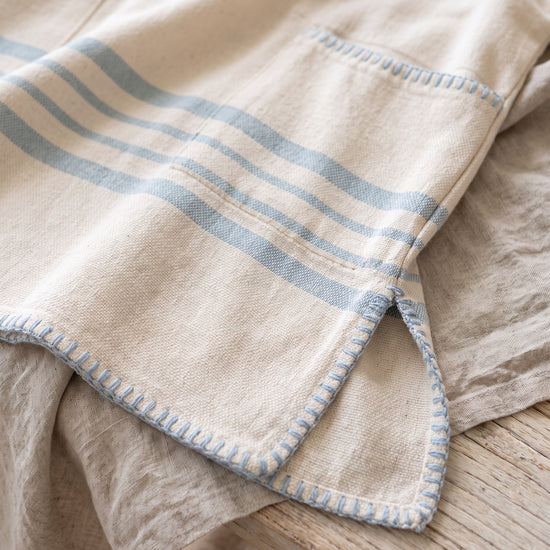 kinder strandponcho natural light blue - detail