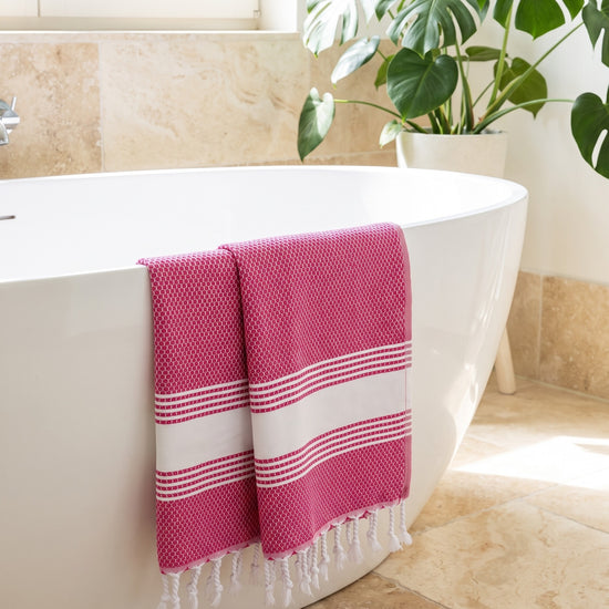 kleine hamamdoek honingraat cerise - sfeer