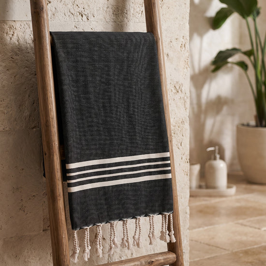 kleine hamamdoek Krem Sultan black - sfeer