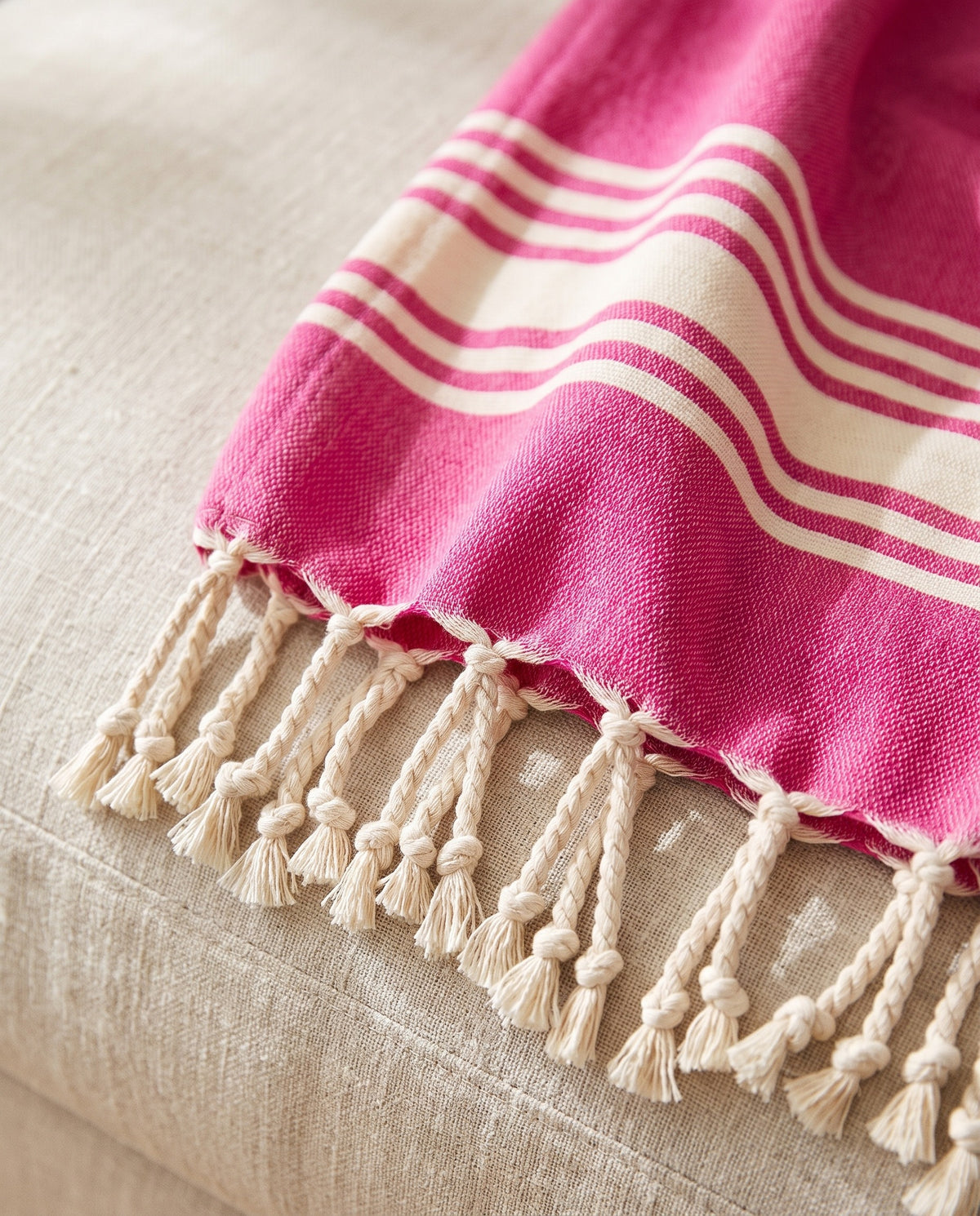 kleine hamamdoek Krem Sultan fuchsia - detail