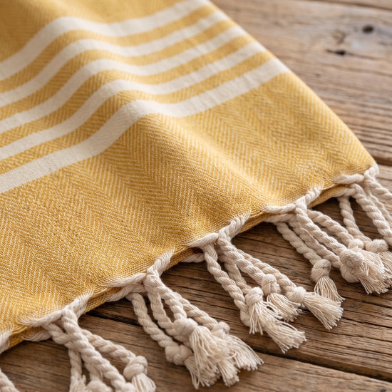 kleine hamamdoek Krem Sultan mustard yellow - detail