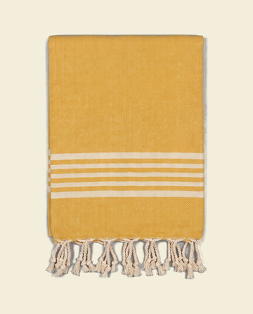 kleine hamamdoek Krem Sultan mustard yellow - op kleur