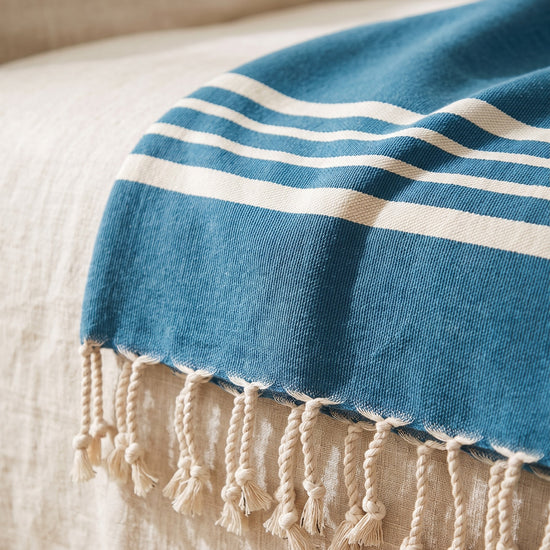 kleine hamamdoek Krem Sultan petrol  blue - detail