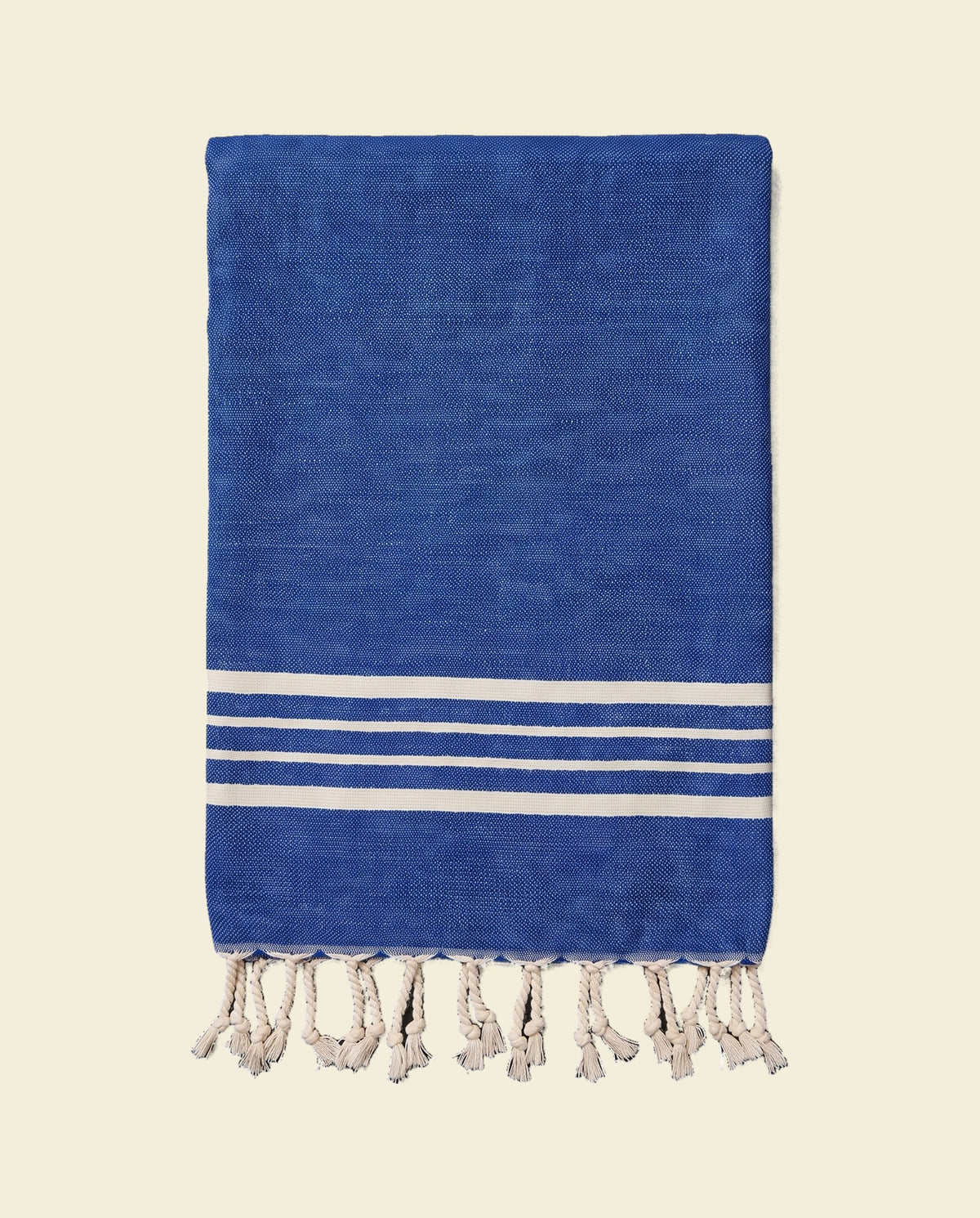 kleine hamamdoek Krem Sultan royal blue - op kleur