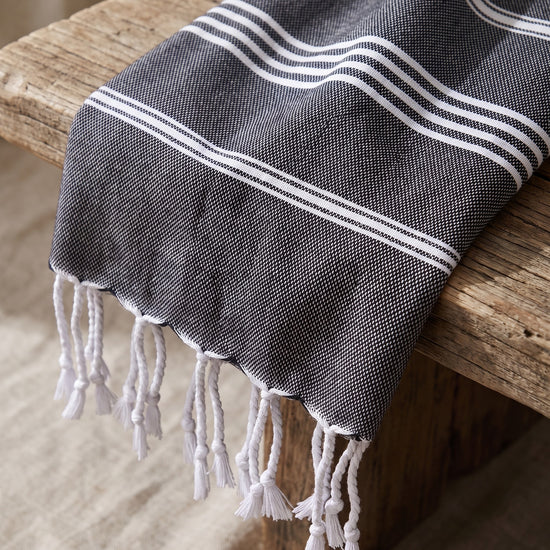 kleine hamamdoek Leyla black - detail