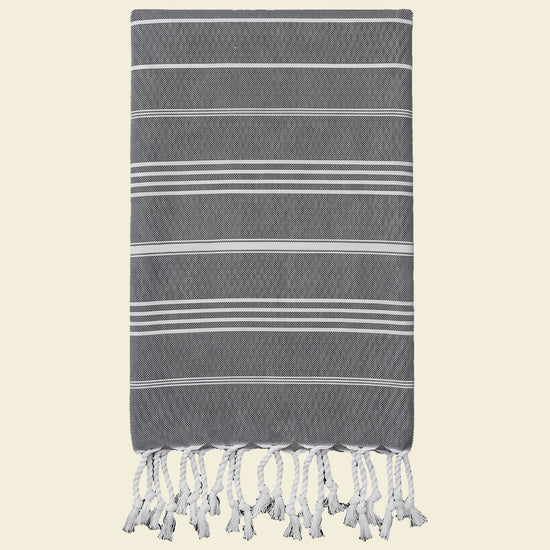 kleine hamamdoek Leyla dark grey - op kleur
