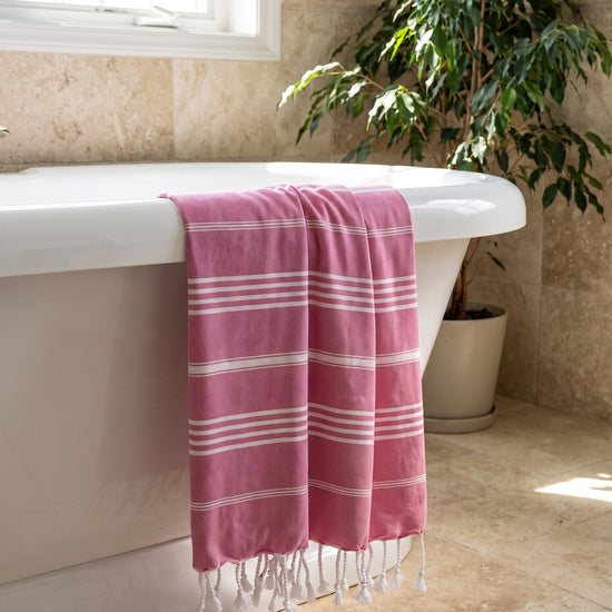 kleine hamamdoek Leyla fuchsia - sfeer