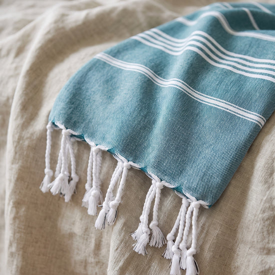 kleine hamamdoek Leyla petrol - detail