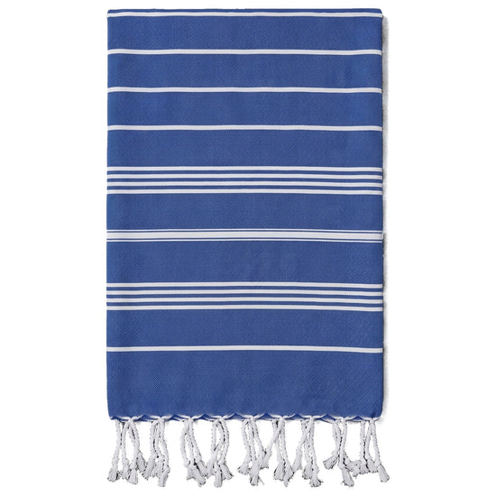 kleine hamamdoek Leyla royal blue - vrijstaand