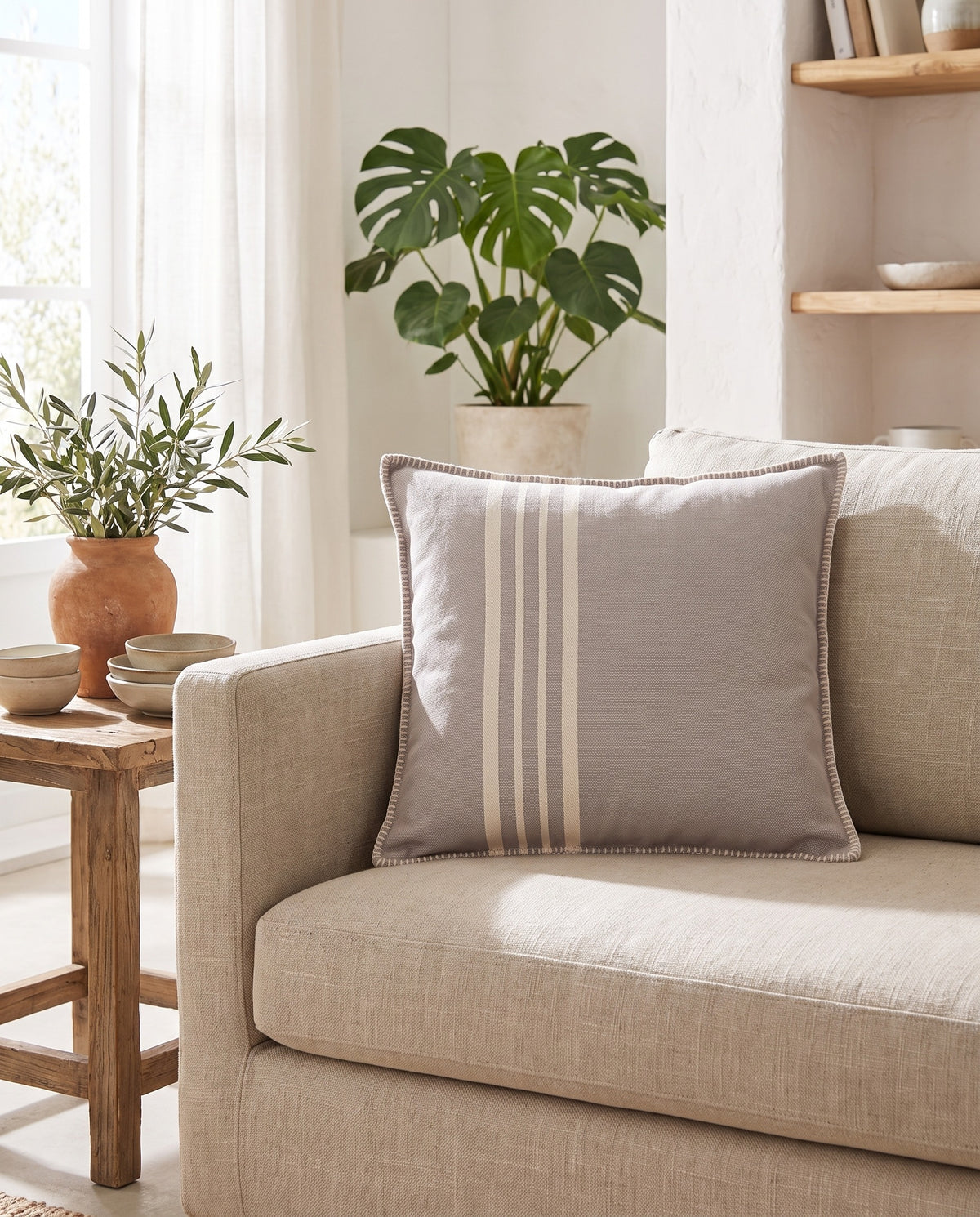 kussenhoes 40x40 Krem Sultan light grey - sfeer