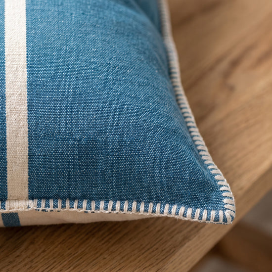 kussenhoes 40x40 Krem Sultan petrol blue - detail