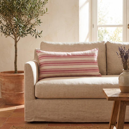 kussenhoes Karakiz 80x25 dusty rose - sfeer